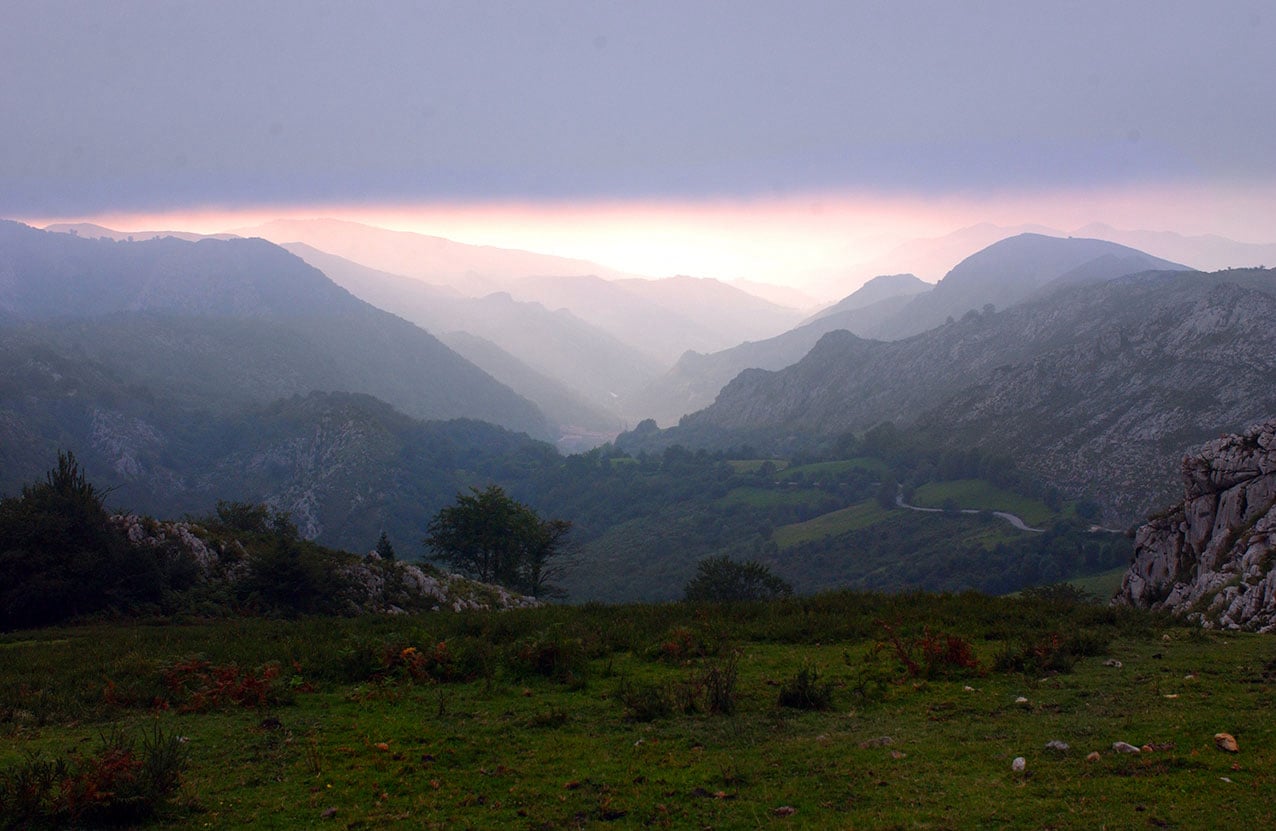 Vista de Picos de Europa y Lago Ercina