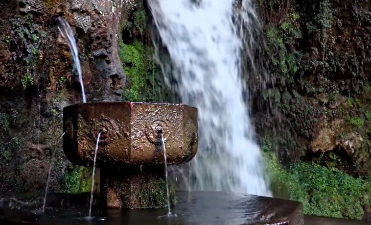 Fuente de Los Siete Caños
