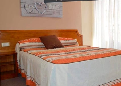 Hotel Los Robles*