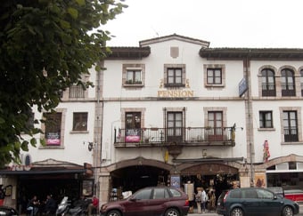 Casa Victoria Caño, Cangas de Onís