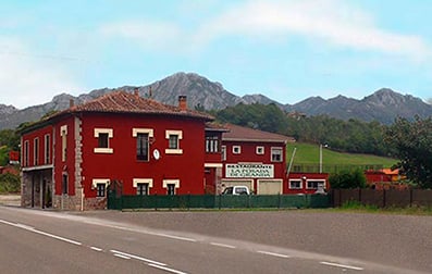 La Posada de Granda Margolles, Cangas de Onís. En Margolles, carretera Cangas de Onís / Ribadesella.