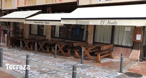  Restaurante El Abuelo  Avenida de Covadonga, 29 Cangas de Onís. Al lado de la iglesia, centro de la ciudad. Menú del día y platos y raciones.